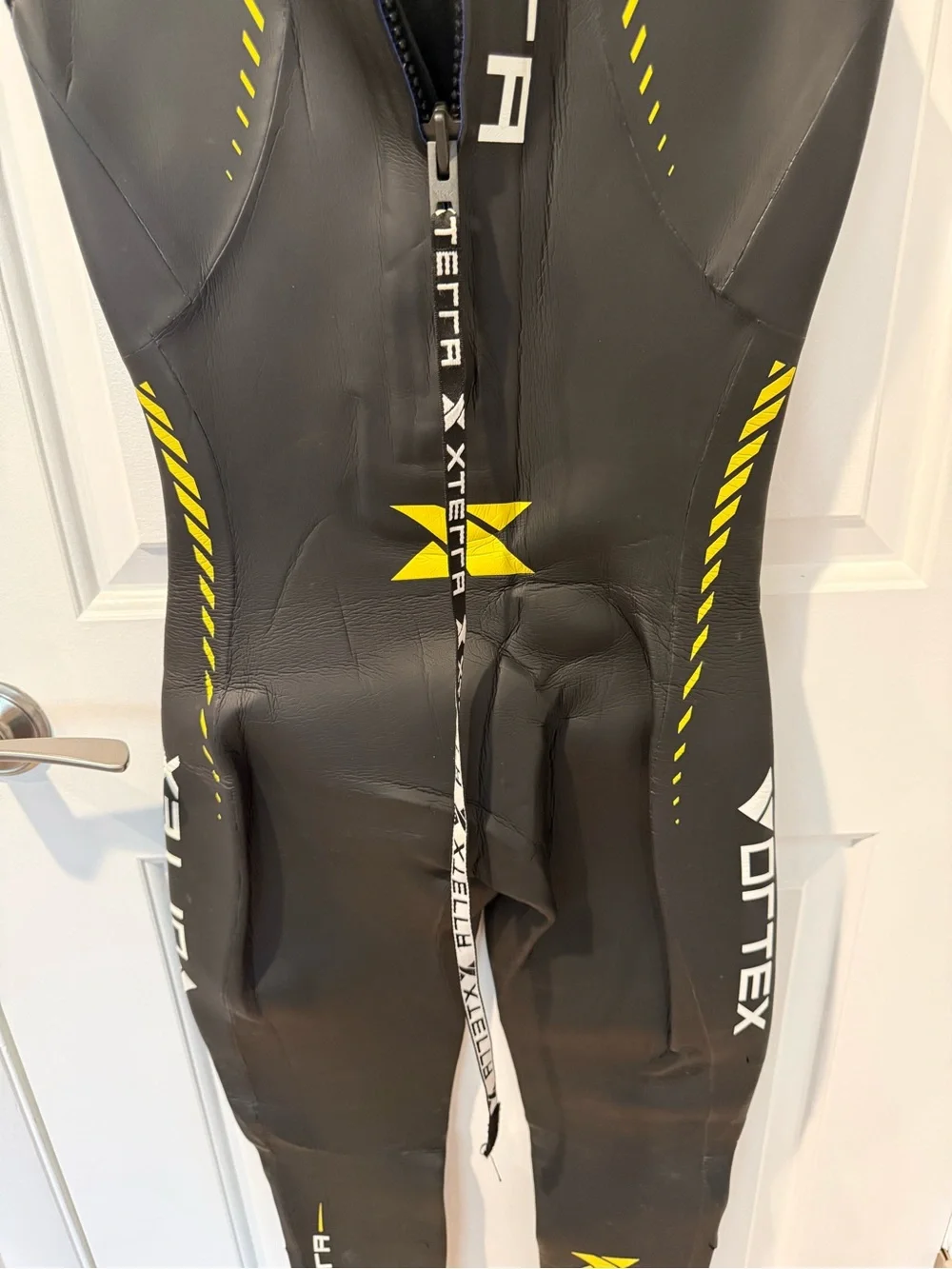 Xterra Men's Triathlon Wetsuit Sleeveless - Black & Yellow